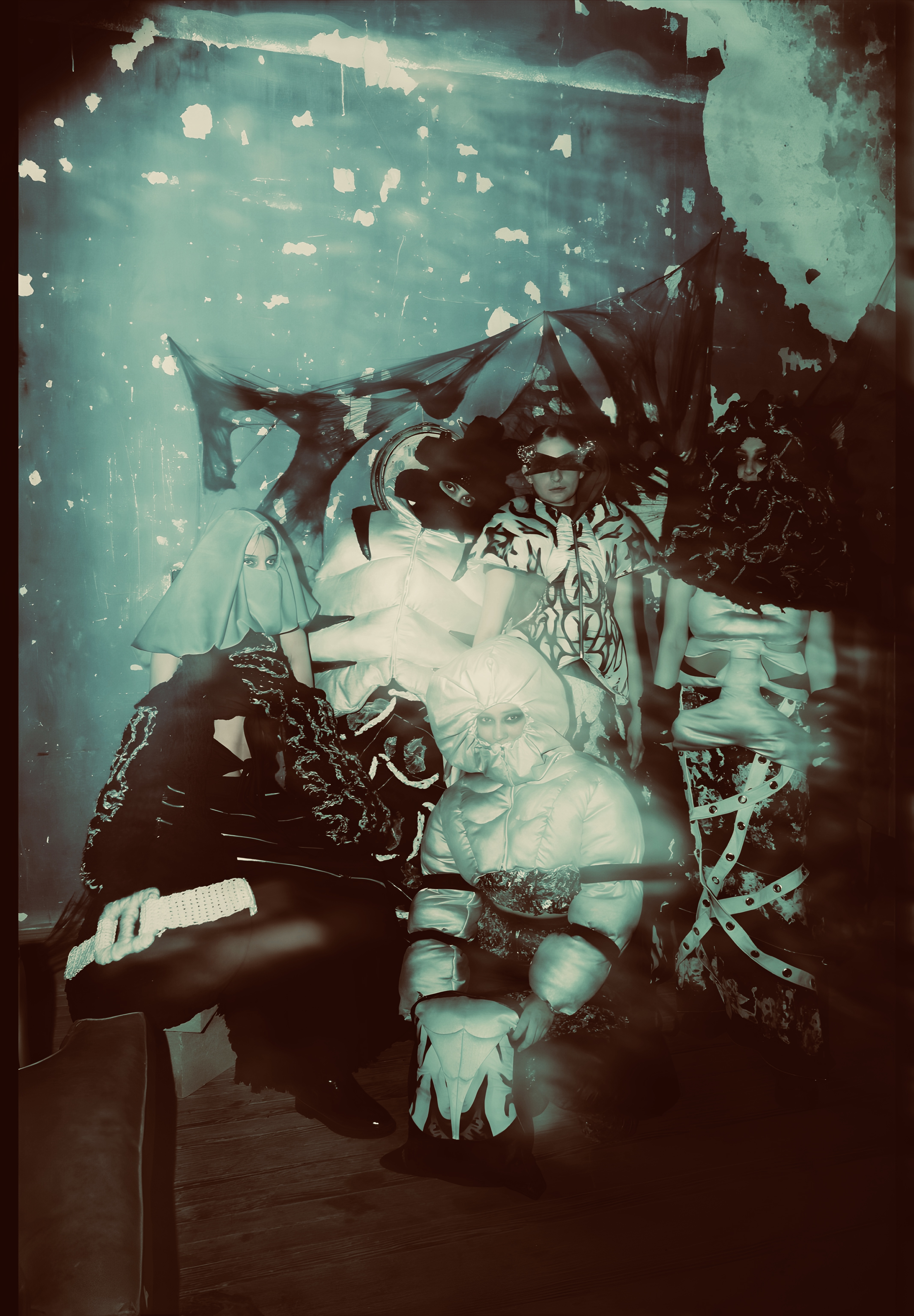 Crystal Cage · IMG.11