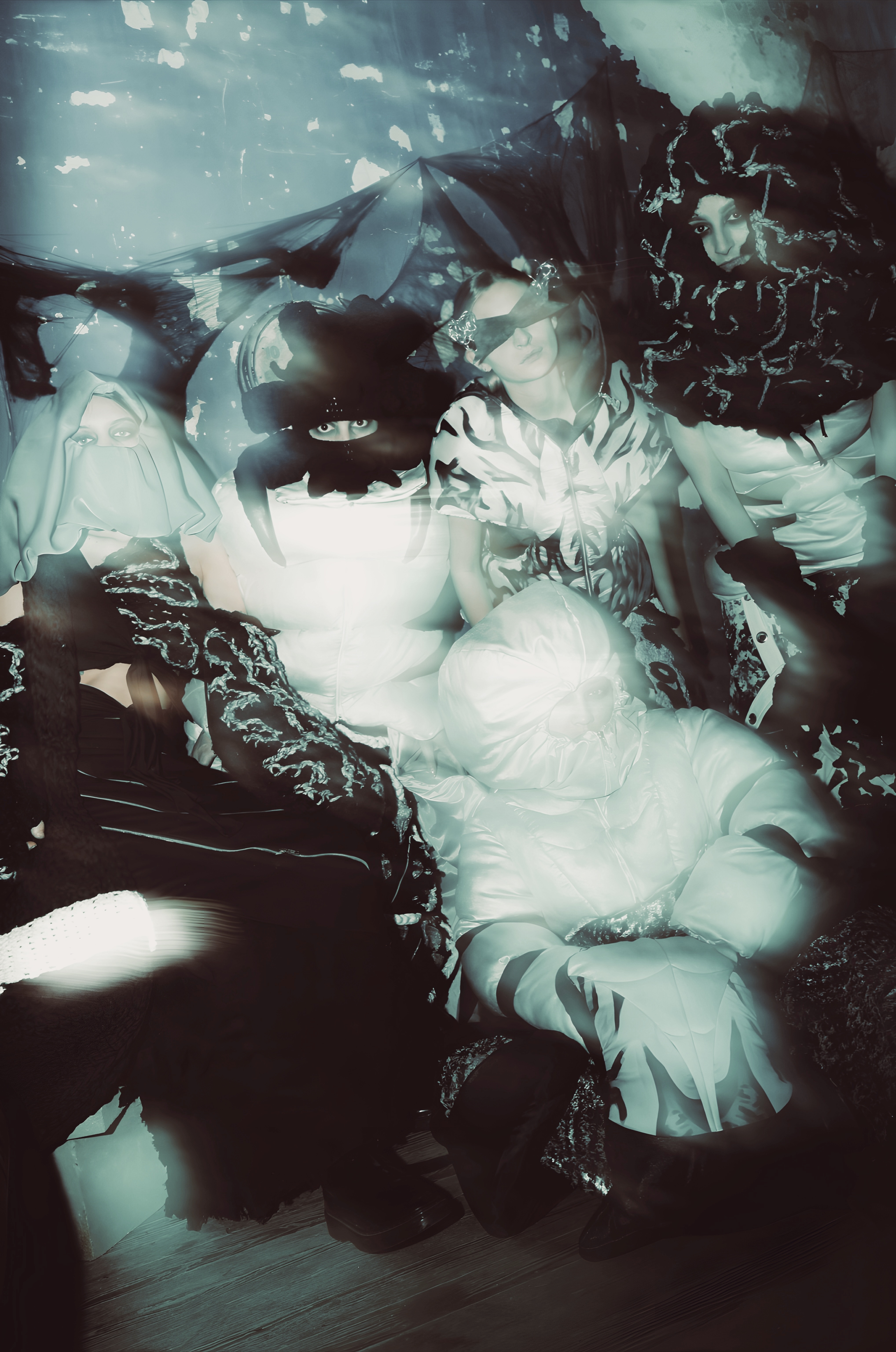 Crystal Cage · IMG.10